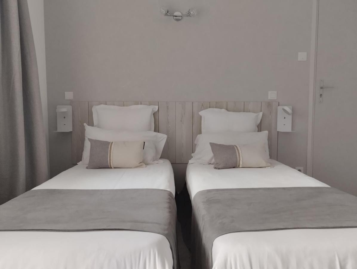 Hotel Le Vanseen Les Vans Eksteriør billede