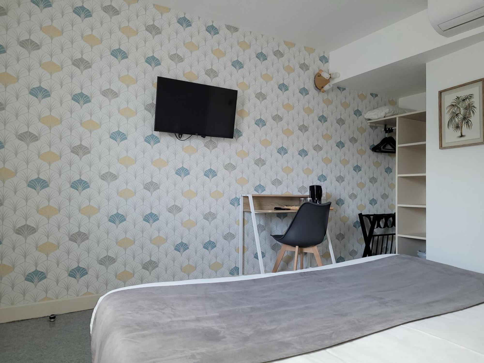 Hotel Le Vanseen Les Vans Eksteriør billede